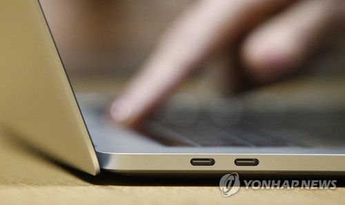 애플 또 배터리 결함…이번엔 노트북서 팽창 현상 확인 | 인스티즈