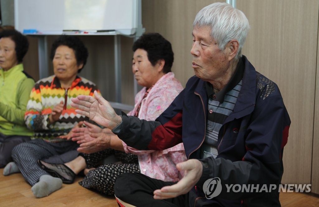 고향 그리움 노래하는 전북 실향민들