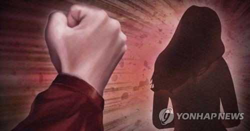 사소한 말다툼 끝 여친에게 주먹 휘두른 조폭 영장