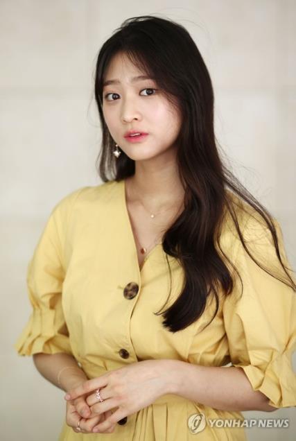 인형의집 배누리 친오빠 찾으면 땋은 머리 풀랬는데