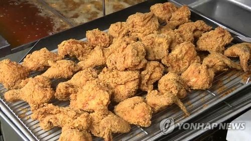 국민야식 치킨 인기에 닭 사육 역대 최다…1억9천만마리 돌파