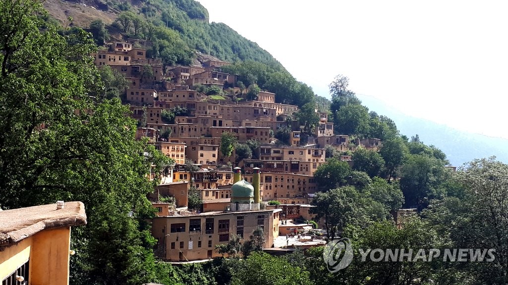 지붕위에 집