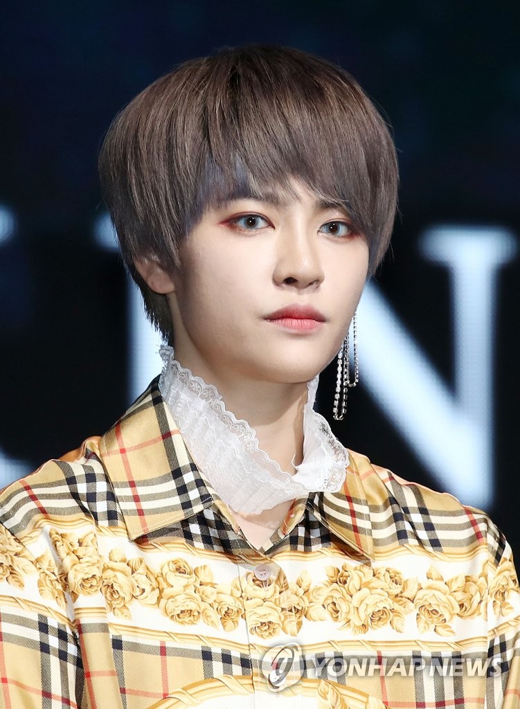 미야, 강렬한 존재감
