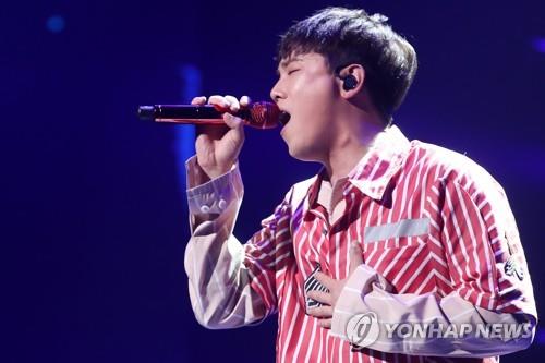 FT아일랜드 이홍기, 솔로 앨범 두앤두로 컴백