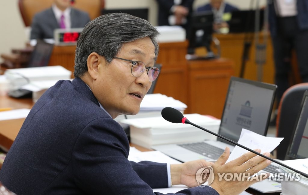 질의하는 신동근 의원