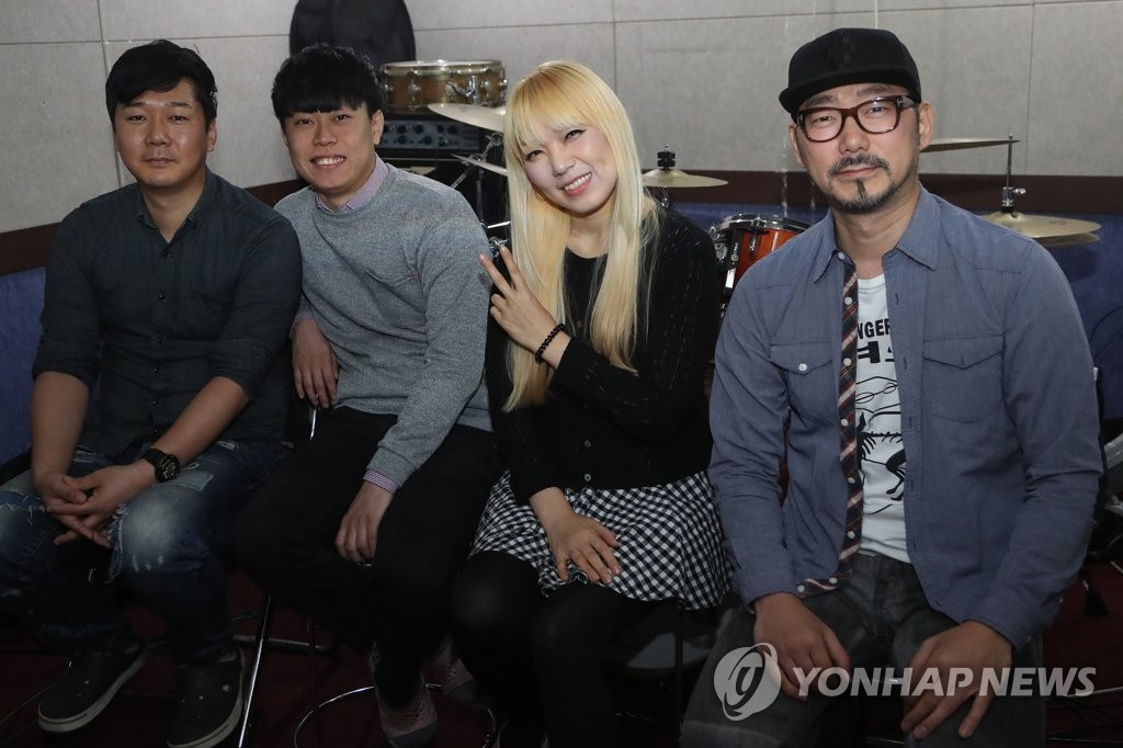 21주년 기념공연 앞둔 더더
