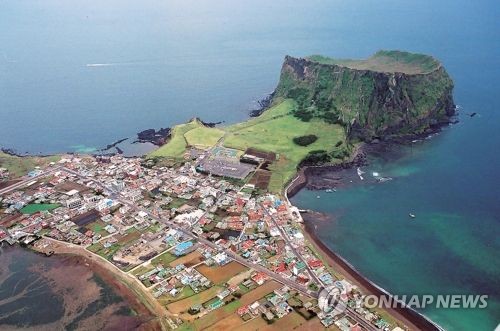 용궁서 나온 연꽃 성산일출…찬란한 자태 보여주려나