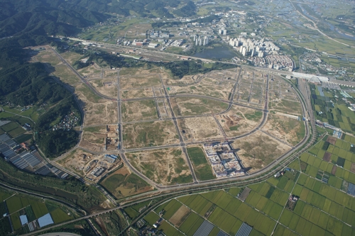 충북 오송바이오폴리스 부분 준공…연말까지 공사 완료