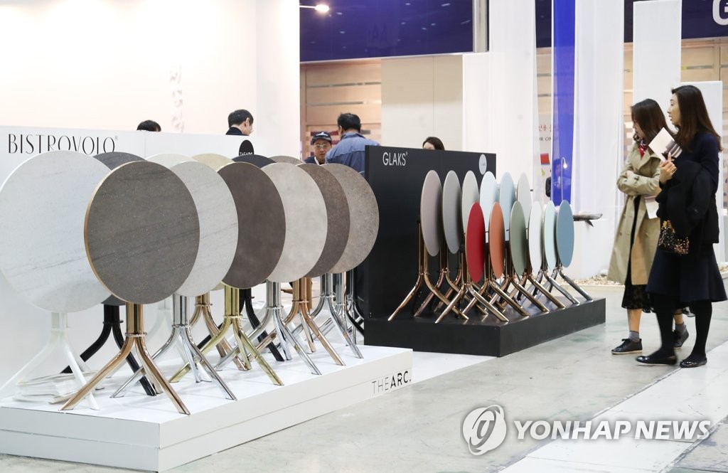 최신 리빙 트렌드 한자리에