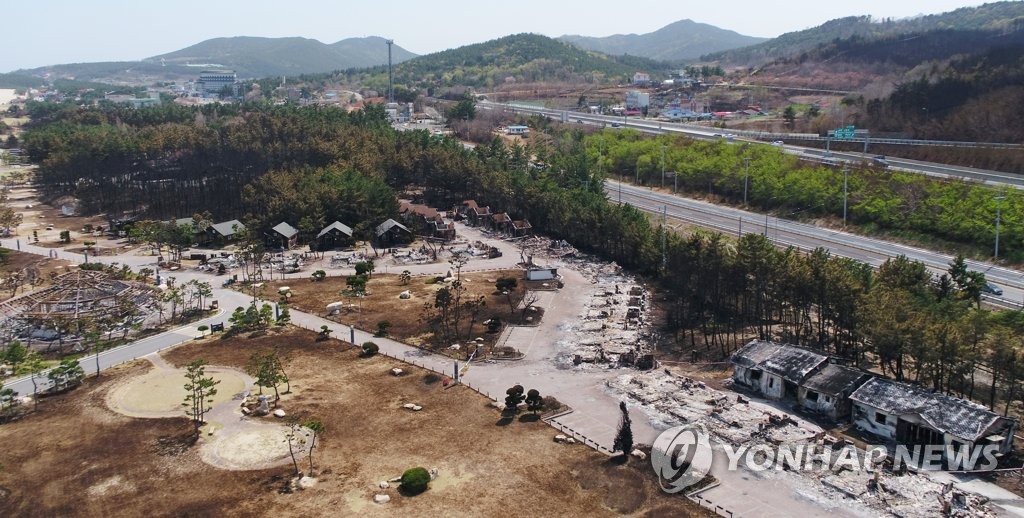 흔적만 남은 오토캠핑장