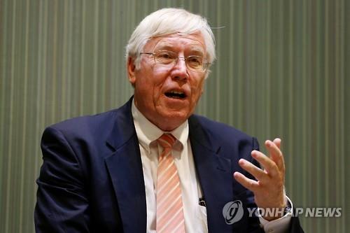마크 피터슨 교수 "경찰, 로버트 할리에 마약 투약 진술 강요"