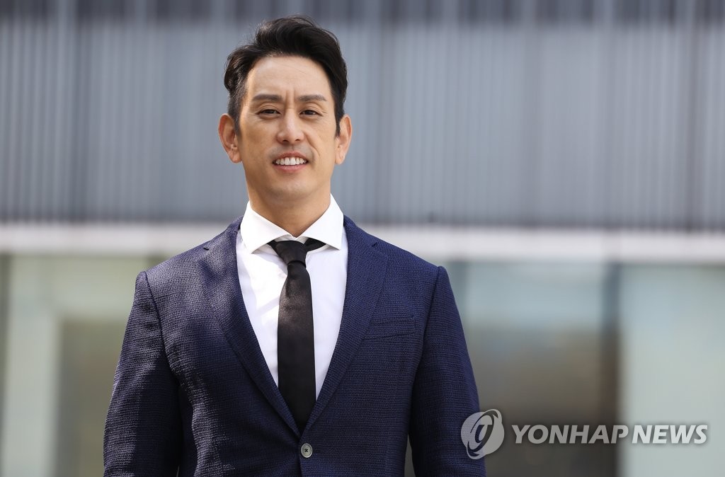 JTBC 슈퍼밴드 심사위원으로 합류한 조한