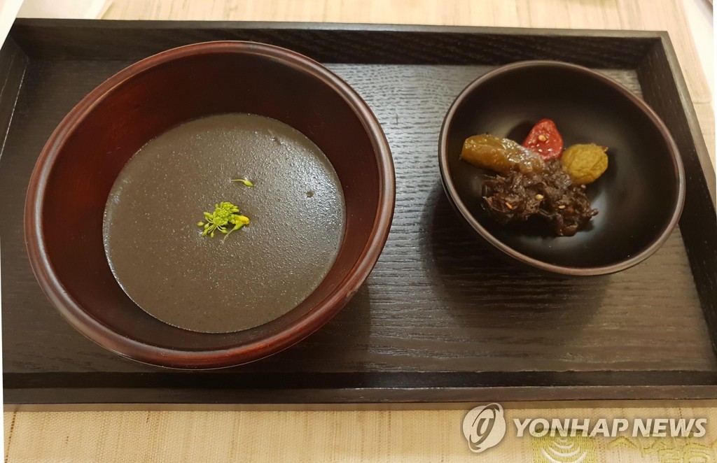 정관스님이 로마에서 선보인 사찰음식
