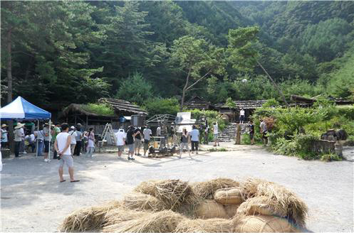 평창 동막골 세트장, 인기 영화 드라마 촬영지로 인기