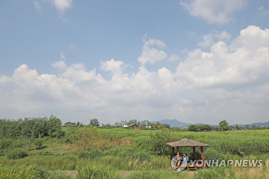 뭉게구름이 알려주는 가을