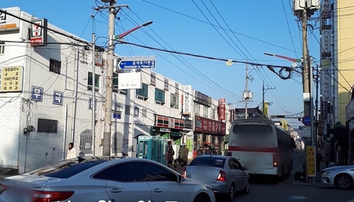음성 무극 터미널 영업정지…일부 버스 길바닥 승하차 횡포