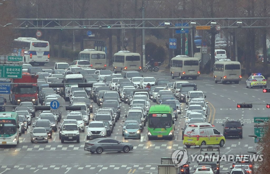 이천으로 향하는 우한 교민들