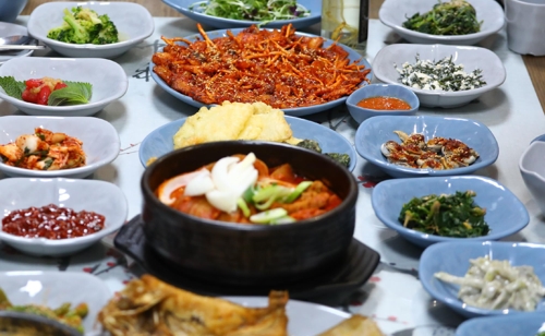 [음식기행] 지리산의 봄처럼 상큼한 맛…산청의 식당들