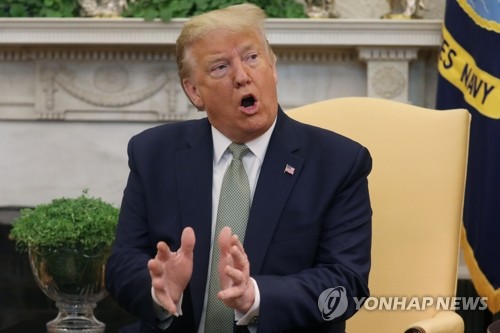 트럼프, 도쿄올림픽 1년 연기론에 불붙여…일본과 교감?