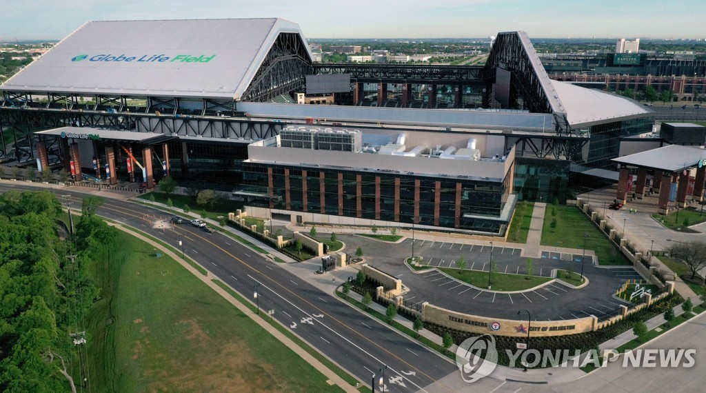 MLB 개폐식 지붕 갖춘 텍사스 새 홈구장도 개막 장소로 검토