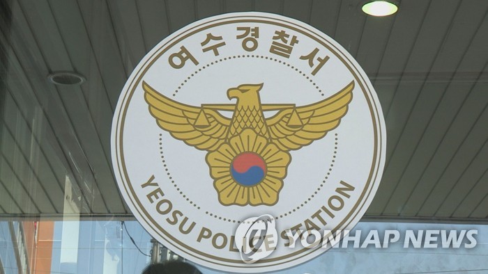 권오봉 여수시장 측근 선거법 위반 논란…경찰 수사