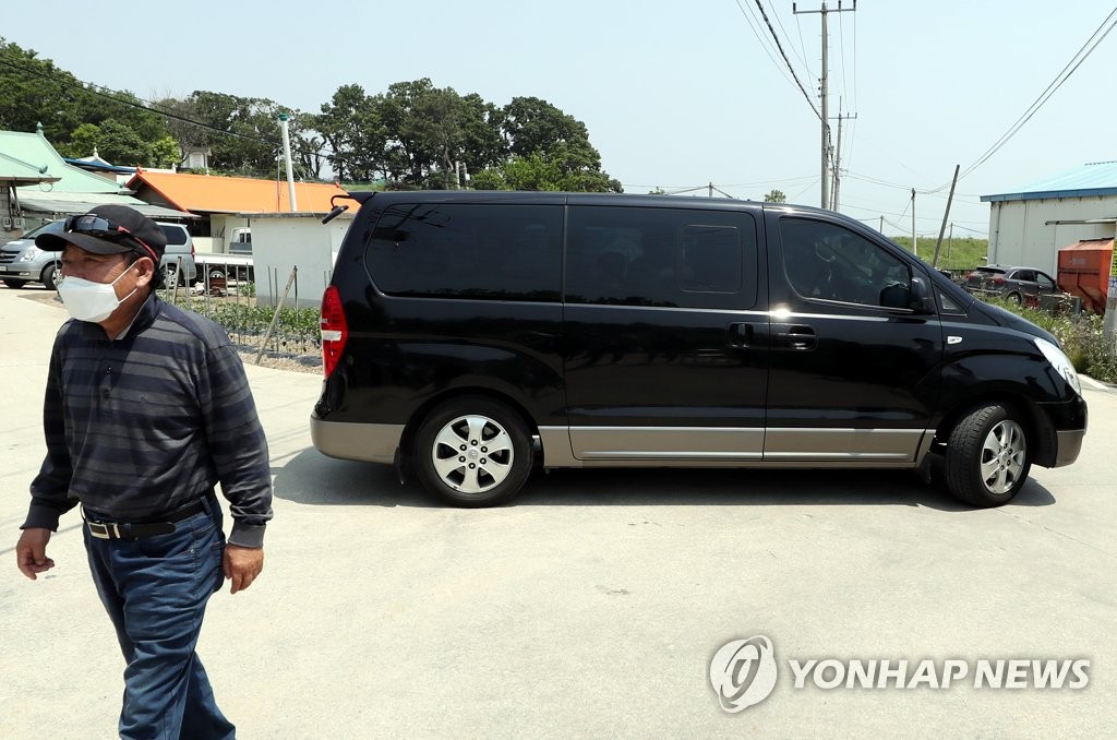 되돌아가는 박정오 큰샘 대표