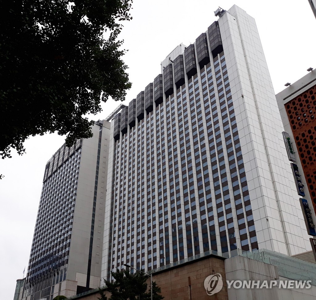 호텔롯데, 롯데푸드 주식 롯데지주에 매각…운영자금 확보 차원