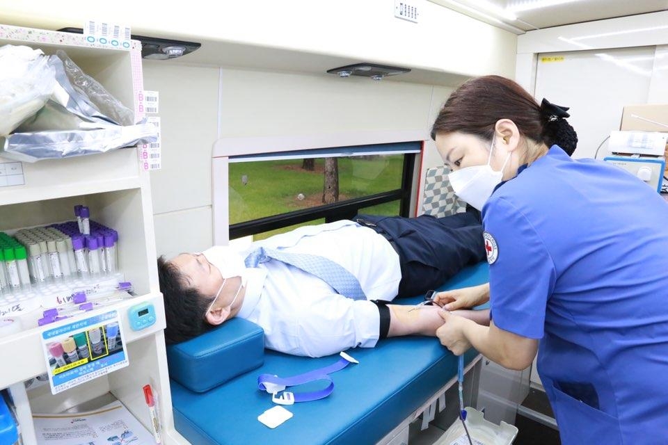 [경기소식] 수원법원 사랑의 헌혈 운동 동참