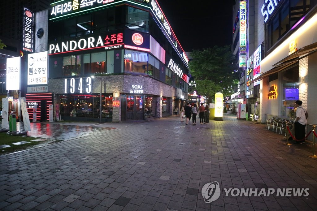 발길 뚝 끊긴 광주 상무지구