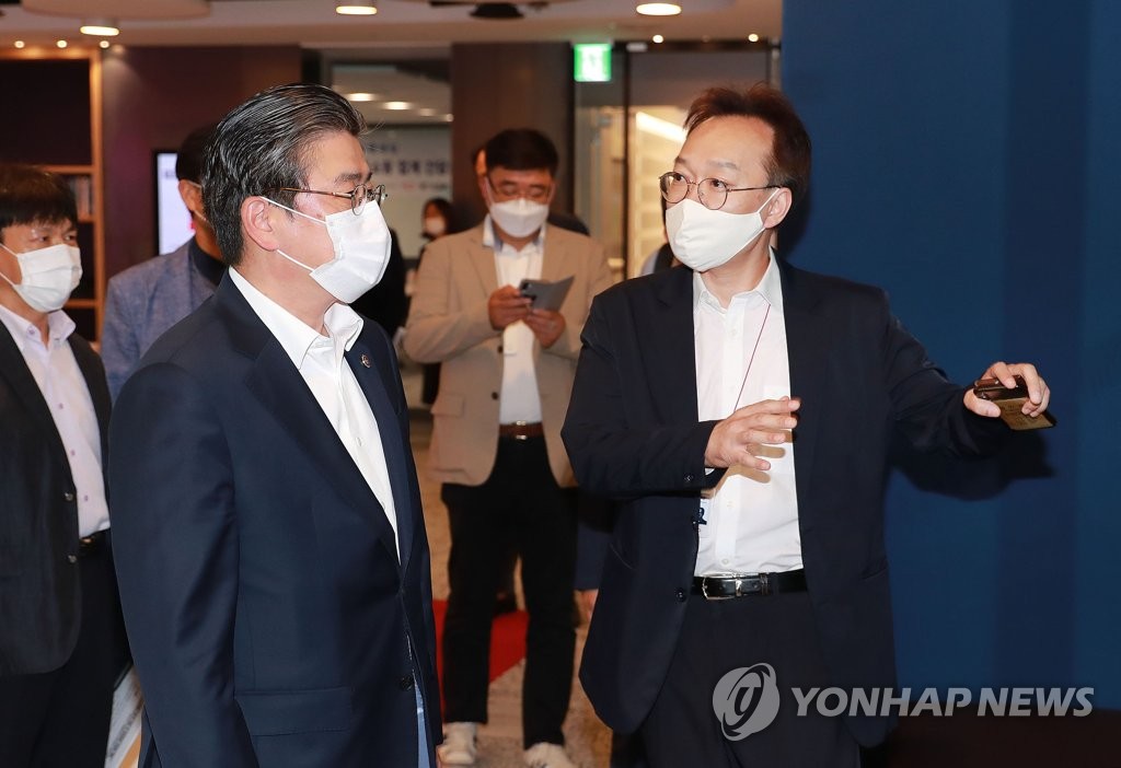 동행세일 참여 온라인쇼핑몰 방문한 정승일 차관