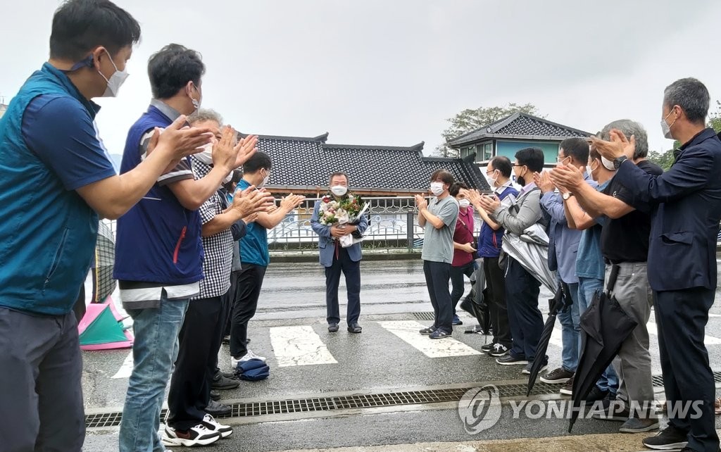 대전가오고 들어서는 지정배 전교조 해직 교사