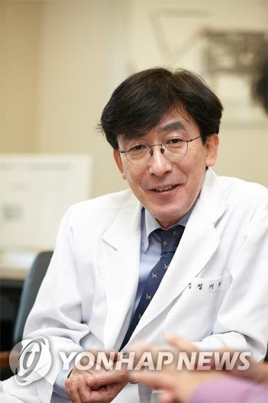 국립중앙의료원장 의사정원 확대하고 공공병원 확충해야