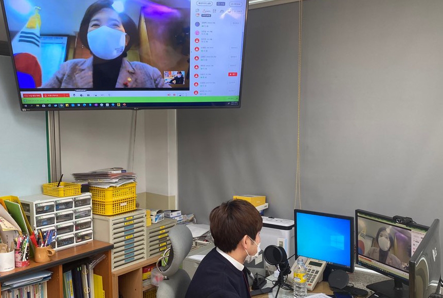 강릉 한솔초 학생과 부총리의 대화 온라인으로 진행