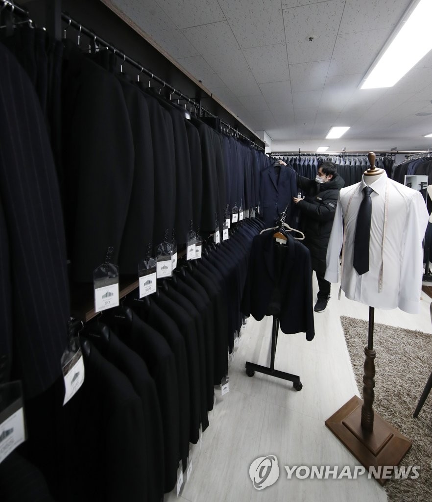 면접용 정장 무료로 빌려드려요