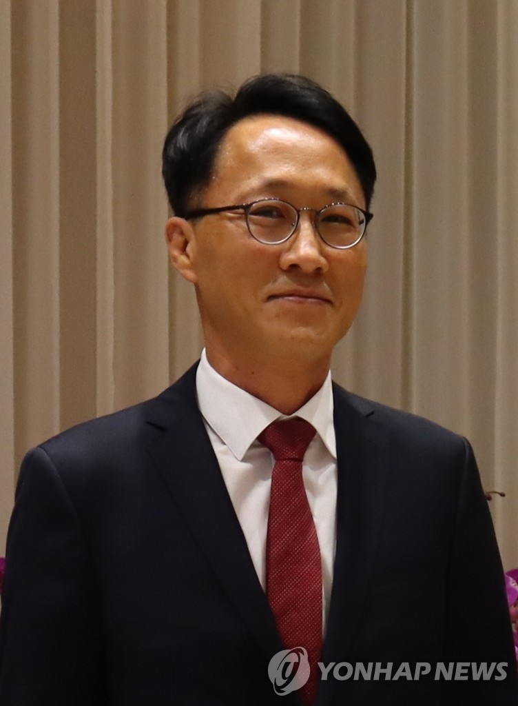 홍콩총영사관, 홍콩 취업 희망자 법률자문서비스