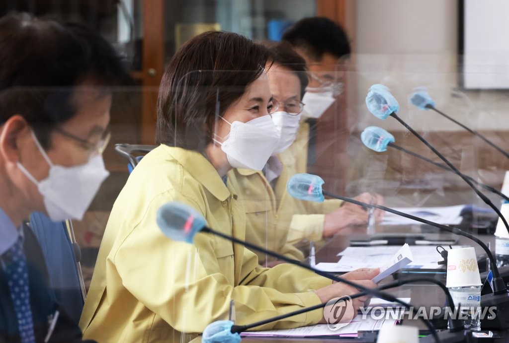 유은혜 부총리, 서울도시과학기술고 고교학점제 운영 상황 점검
