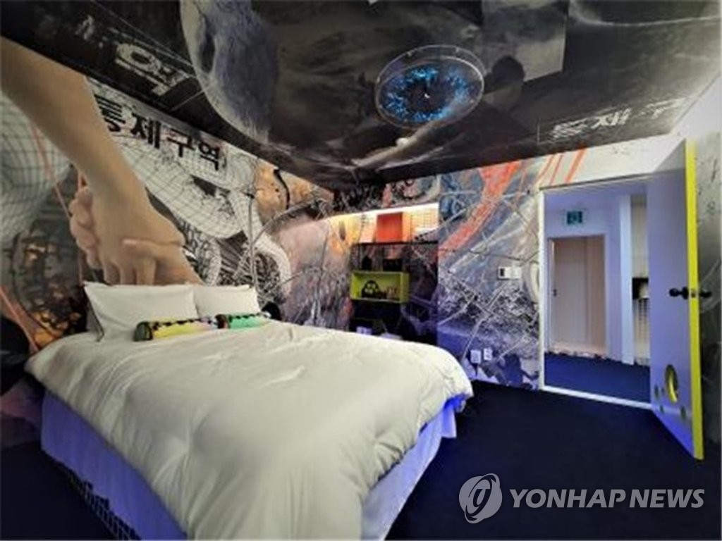 강원 고성 아트호텔 내부