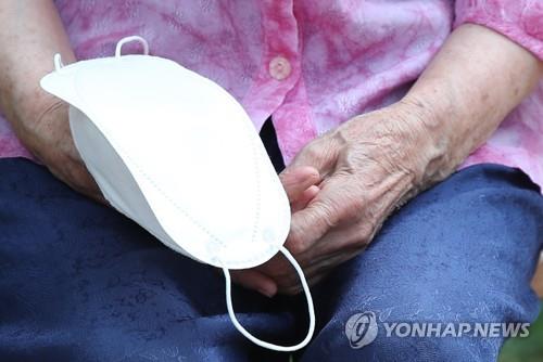 [전북소식] 더이엔엠, 전북도에 방역마스크 16만장 기부