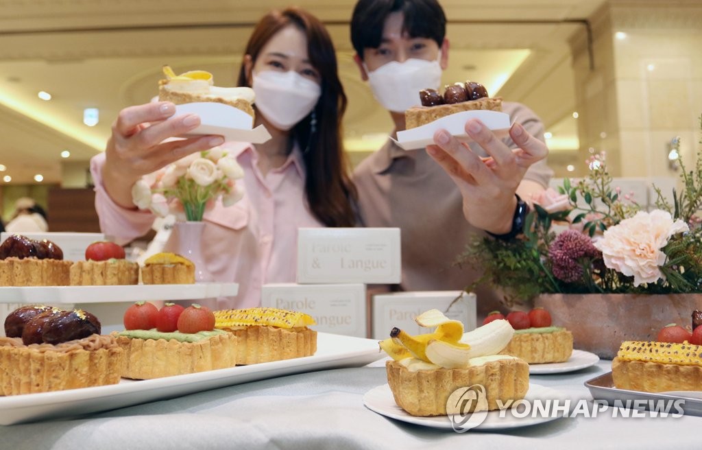 신세계백화점, 연남동 인기 디저트 브랜드 파롤앤랑그 판매