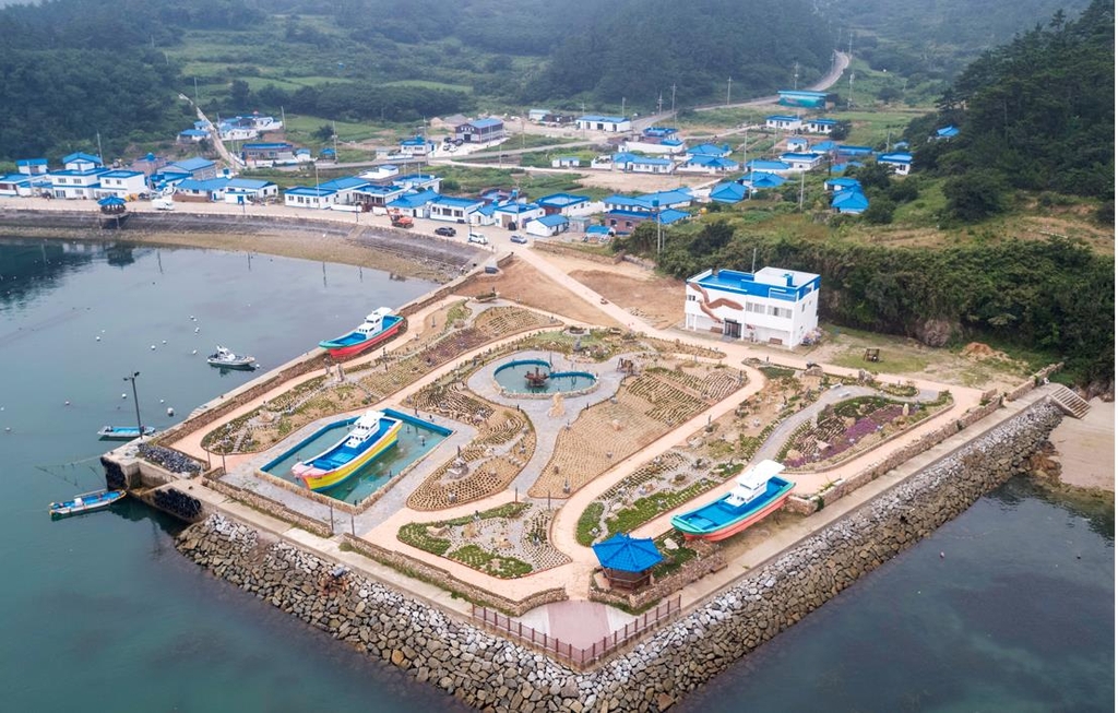 신안 흑산도 천사섬 새 조각 공원 리모델링