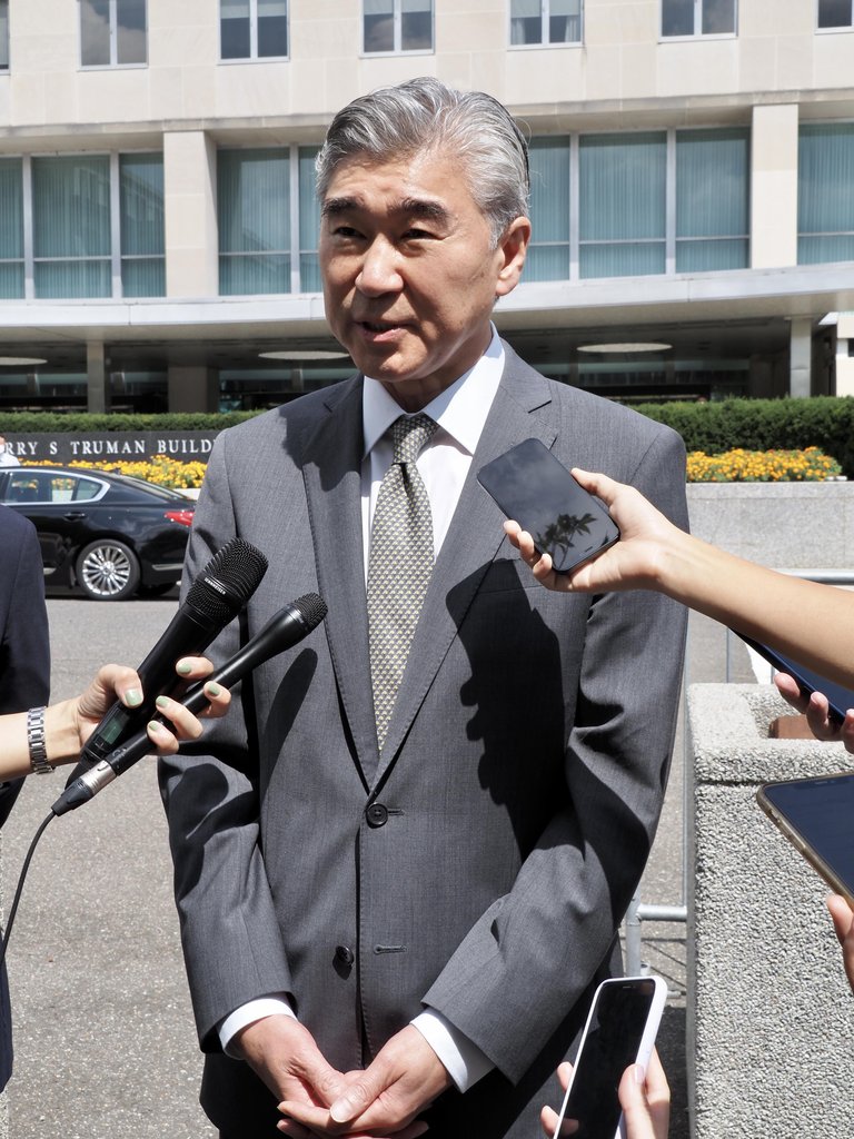 발언하는 성 김 미 대북특별대표