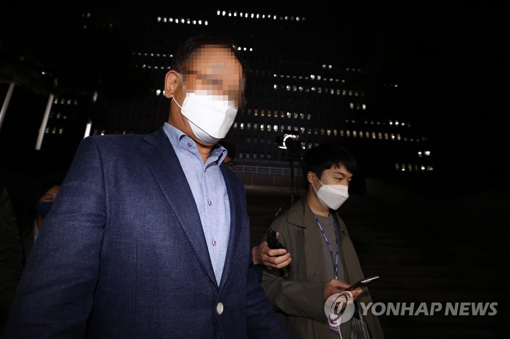 검찰 조사 마친 토목업체 대표 나모씨