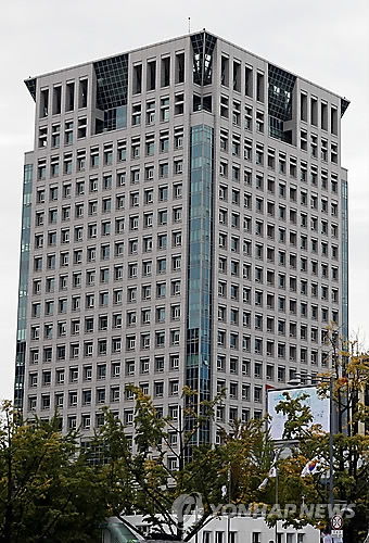정부서울청사 별관 근무 외교부 사회복무요원 코로나19 확진