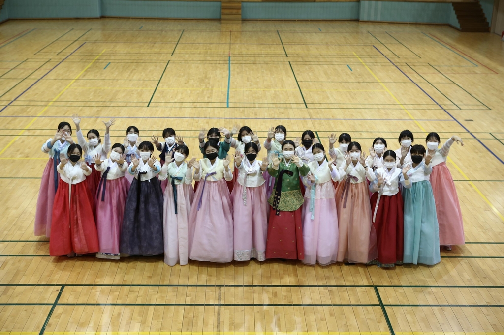 진주성 일원서 MZ세대와 함께 하는 한복문화주간 진주 가을