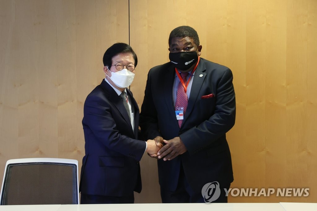 마틴 춘공 IPU 사무총장 만나는 박병석 국회의장