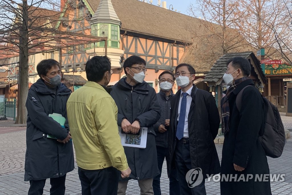 오영우 차관, 유원시설 방역 현장 점검