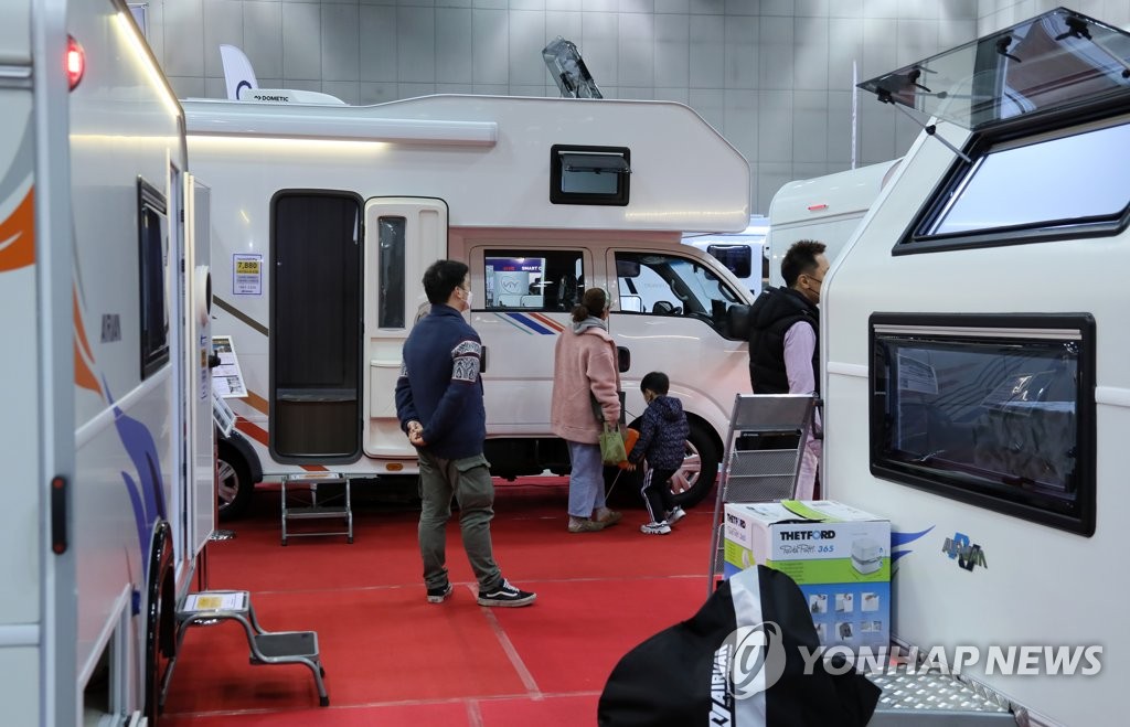 캠핑카로 떠나볼까