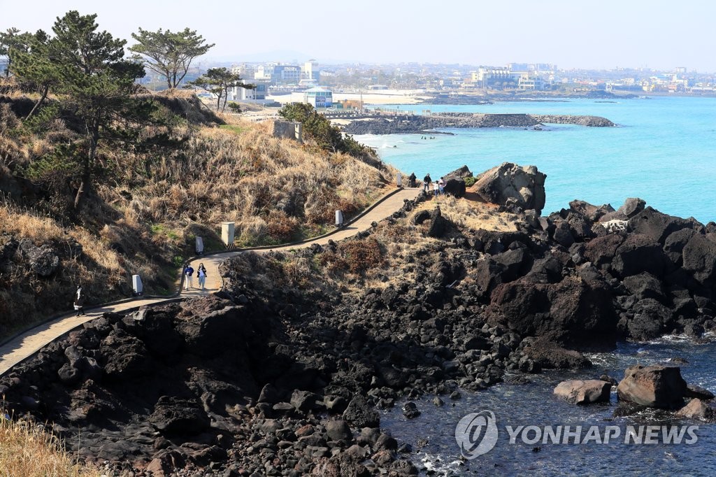 봄, 제주 한담해변 산책