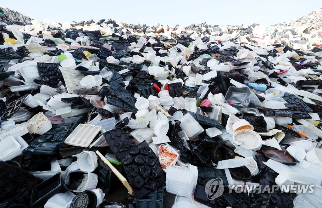 가장 시급한 환경문제는…2년 연속 쓰레기·폐기물 처리 꼽혀