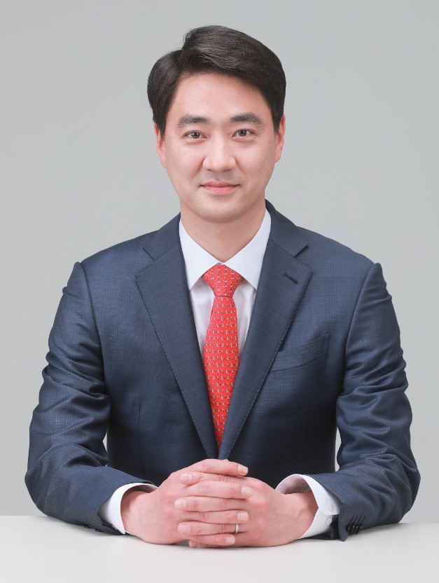 '만 40세' 전국 최연소…최재훈 대구 달성군수 당선인